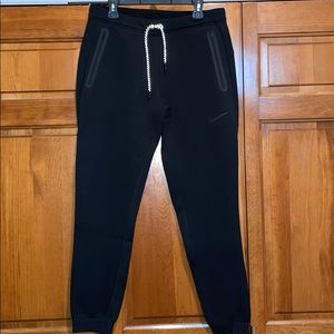 Nike Therma-Fit Joggers